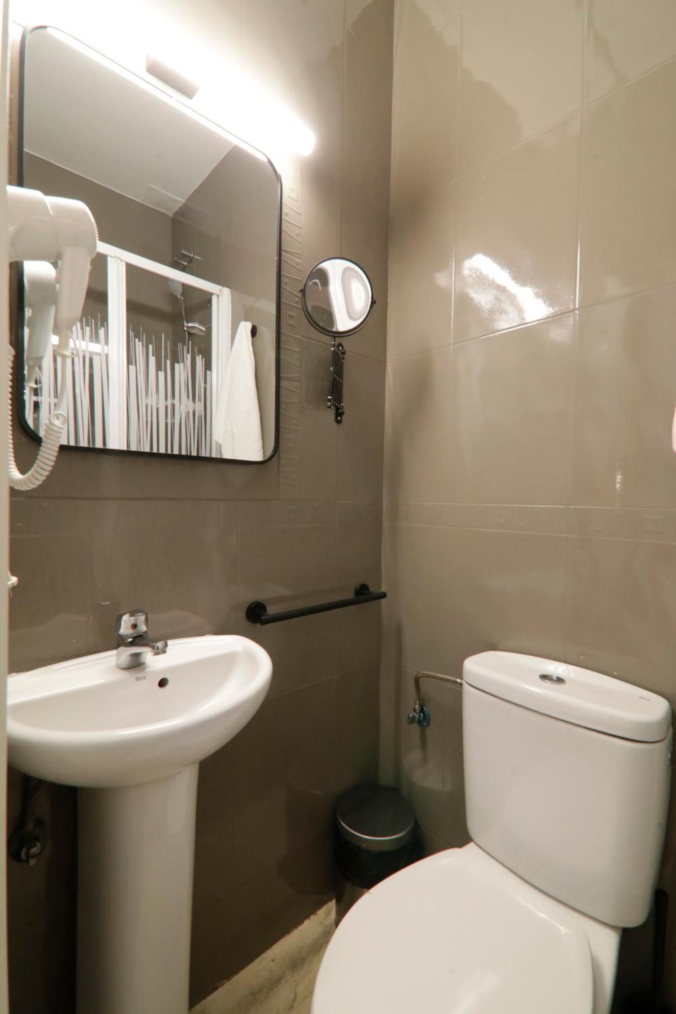 Suites You Gran Via Madrid Ngoại thất bức ảnh