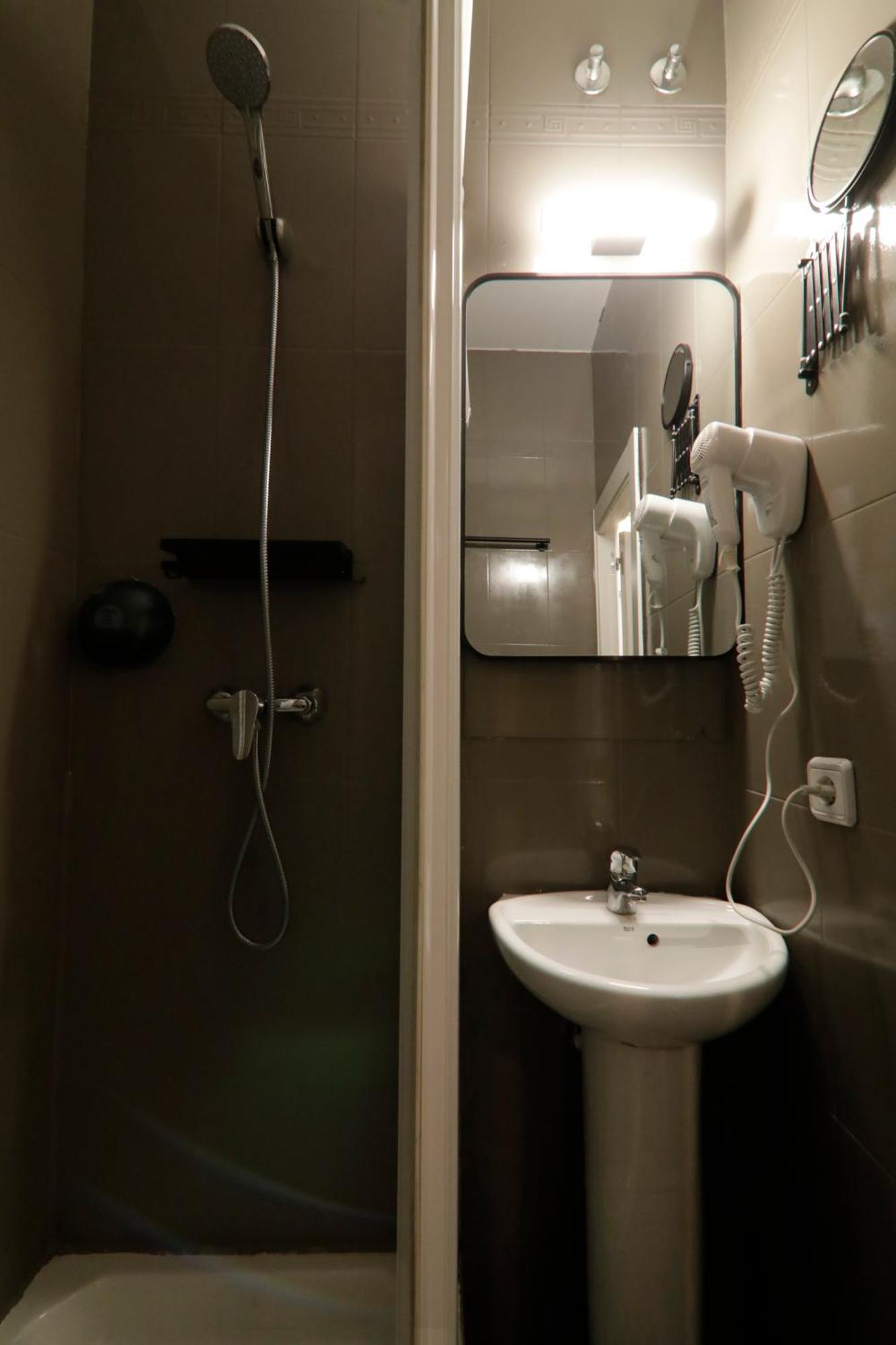 Suites You Gran Via Madrid Ngoại thất bức ảnh